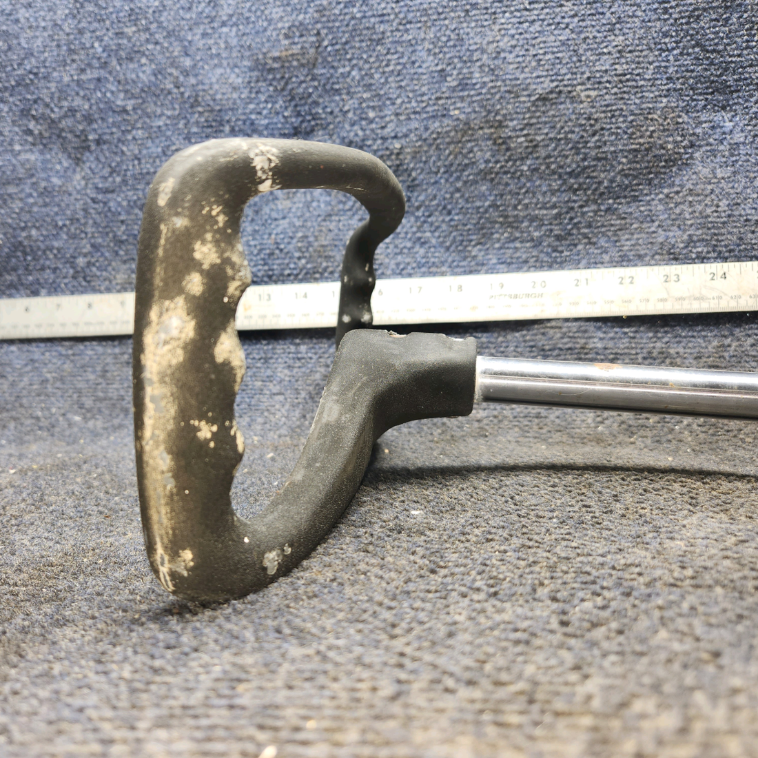 Used aircraft parts for sale, 0513332-201, 0413213-10 Cessna 172F Control Wheel  (L: 15," D: 0.63")
