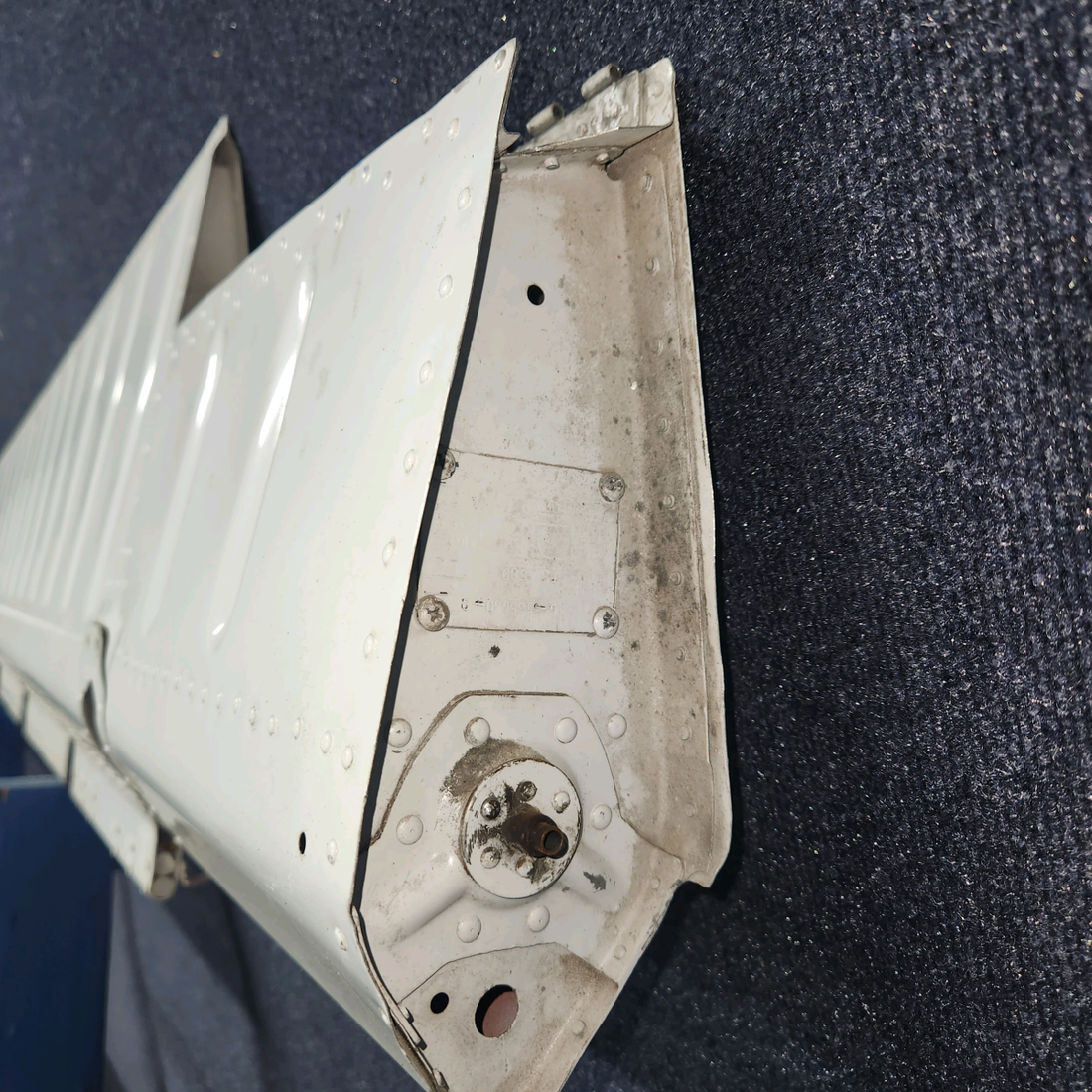 Used aircraft parts for sale, 45135030-9 BEECHCRAFT 95-55B Aileron Assembly LH (Minus Trim Tab)