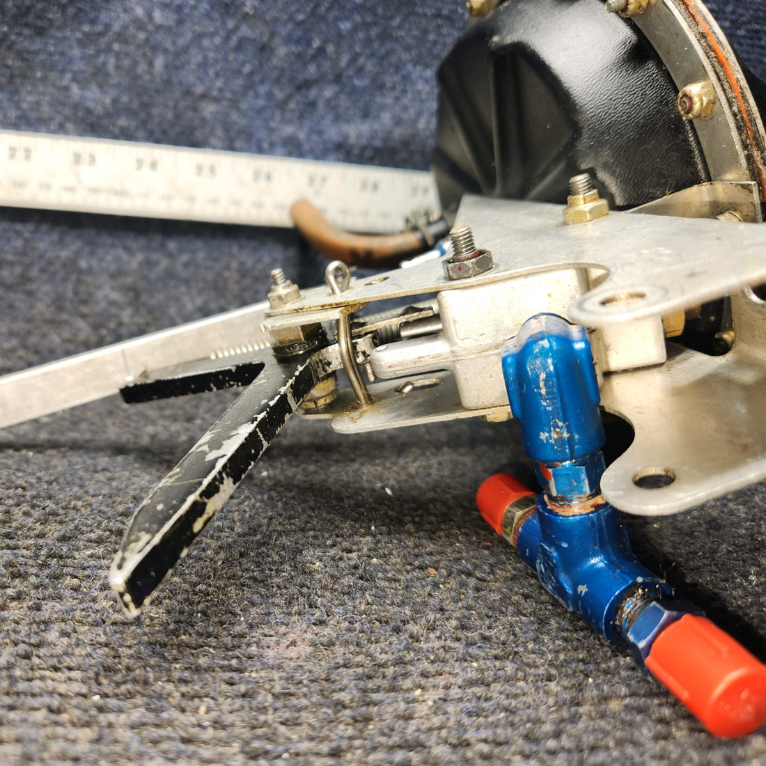 Used aircraft parts for sale, 67748-002 Piper PA32RT-300 Backup Gear Extender Actuator Assy