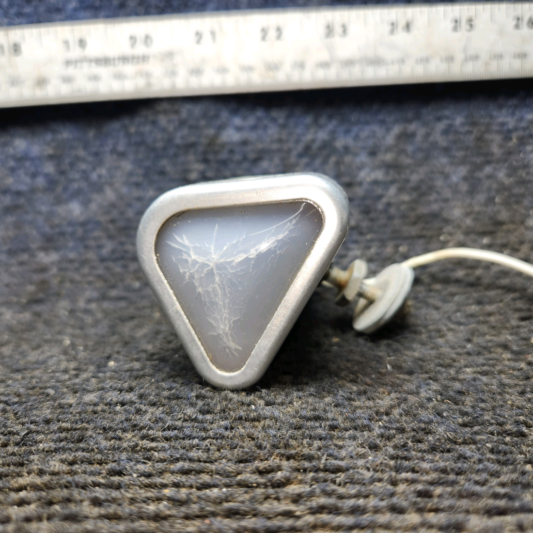 Used aircraft parts for sale, 1470089-10-532 Cessna 182G Map Light Assembly with Mount