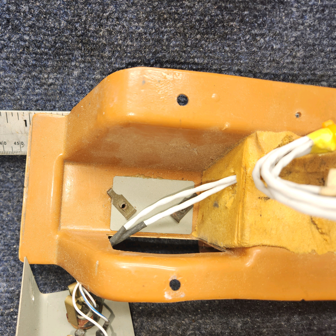 Used aircraft parts for sale, 2415005-2 Cessna 172RG Armrest Support Assy Rear R/H