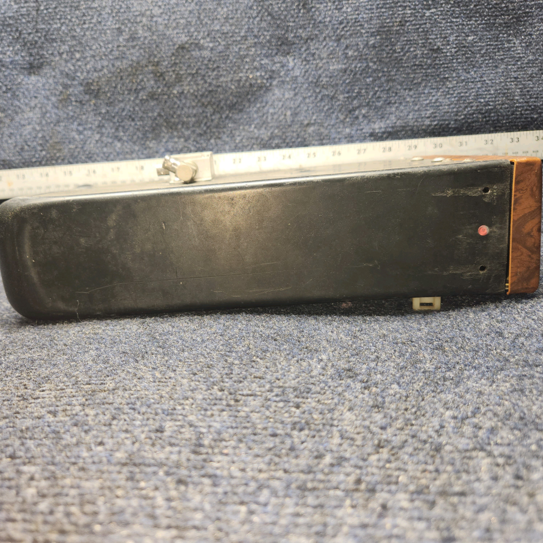 Used aircraft parts for sale, 0513085-16 Cessna 172RG Glove Box Assembly with Door