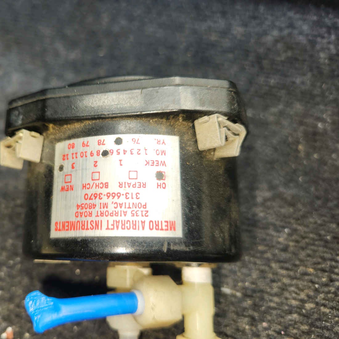 Used aircraft parts for sale, C661010-0102 cessna 172k Airspeed Indicator