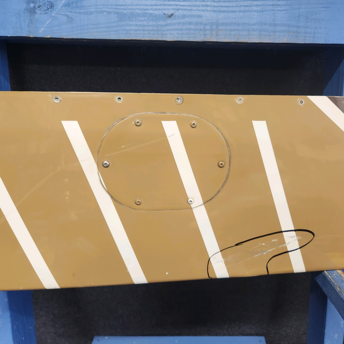 Used aircraft parts for sale, 000-170001-47 Beechcraft F33A LH WING TIP