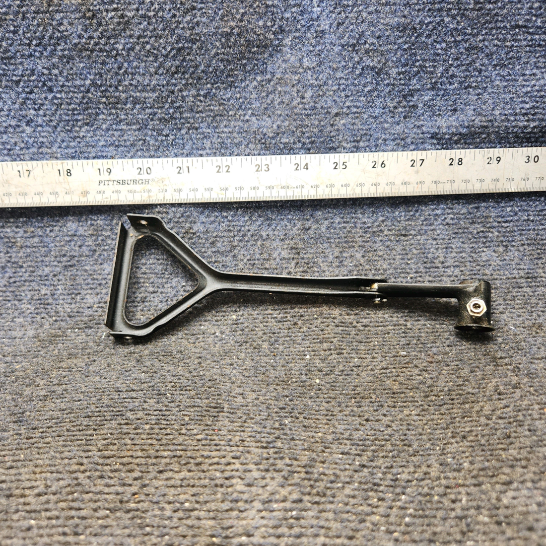 Used aircraft parts for sale, 0411563, 0511336-1 Cessna 172F Rudder Pedal Arm Assembly w/ Link