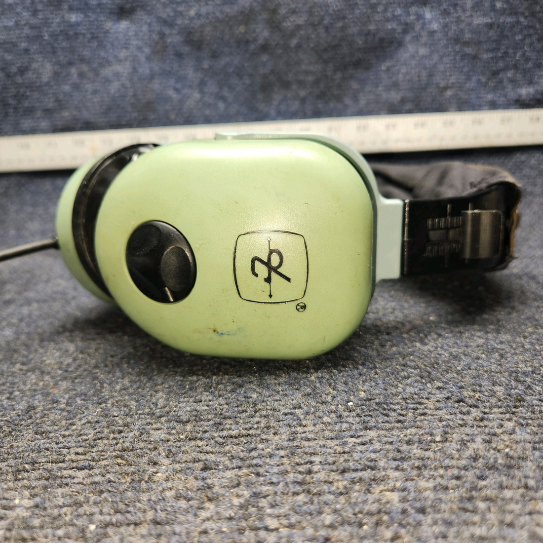 Used aircraft parts for sale, 12507G-46 David Clark H20-10 CESSNA 172K AVIATION HEADSET