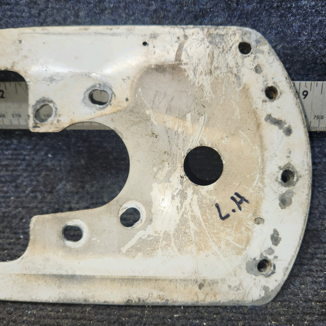 Used aircraft parts for sale, 0541220-1 cessna 172N Mounting Plate Assembly – LH