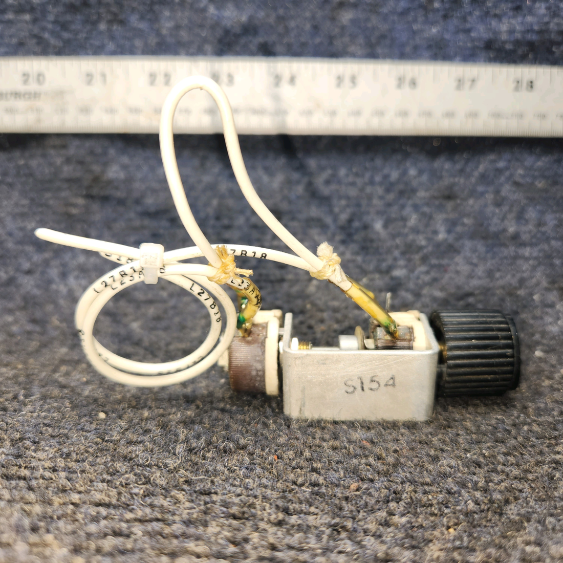 Used aircraft parts for sale, JE-75R1-351 BEECHCRAFT 95-55B Dimmer Double Assy Instrument Floor