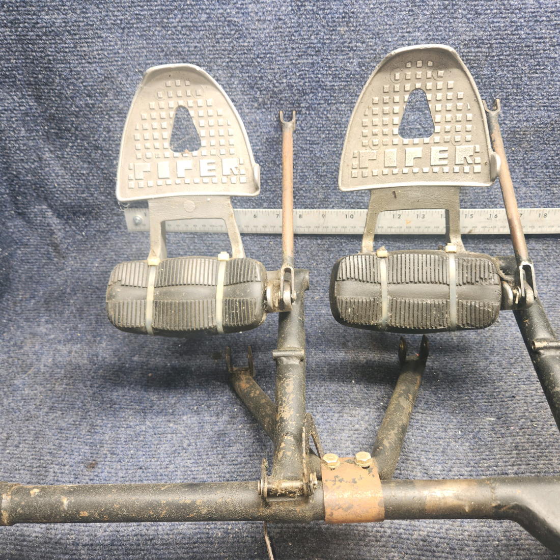 Used aircraft parts for sale, 67180-004 PIPER PA28RT-201 Bar Assy Pedal