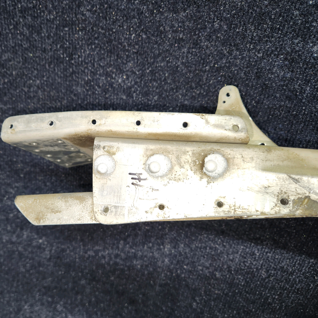Used aircraft parts for sale, 0513007-5 Cessna 172E Front Doorpost Bulkhead Assembly LH