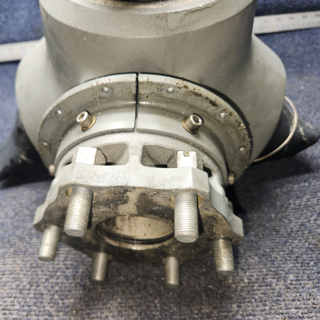 Used aircraft parts for sale, B3D36C429 McCauley B3D36-C429 Beechcraft A24R Three Blade Propeller-Blades Are Damaged "Hub Only"