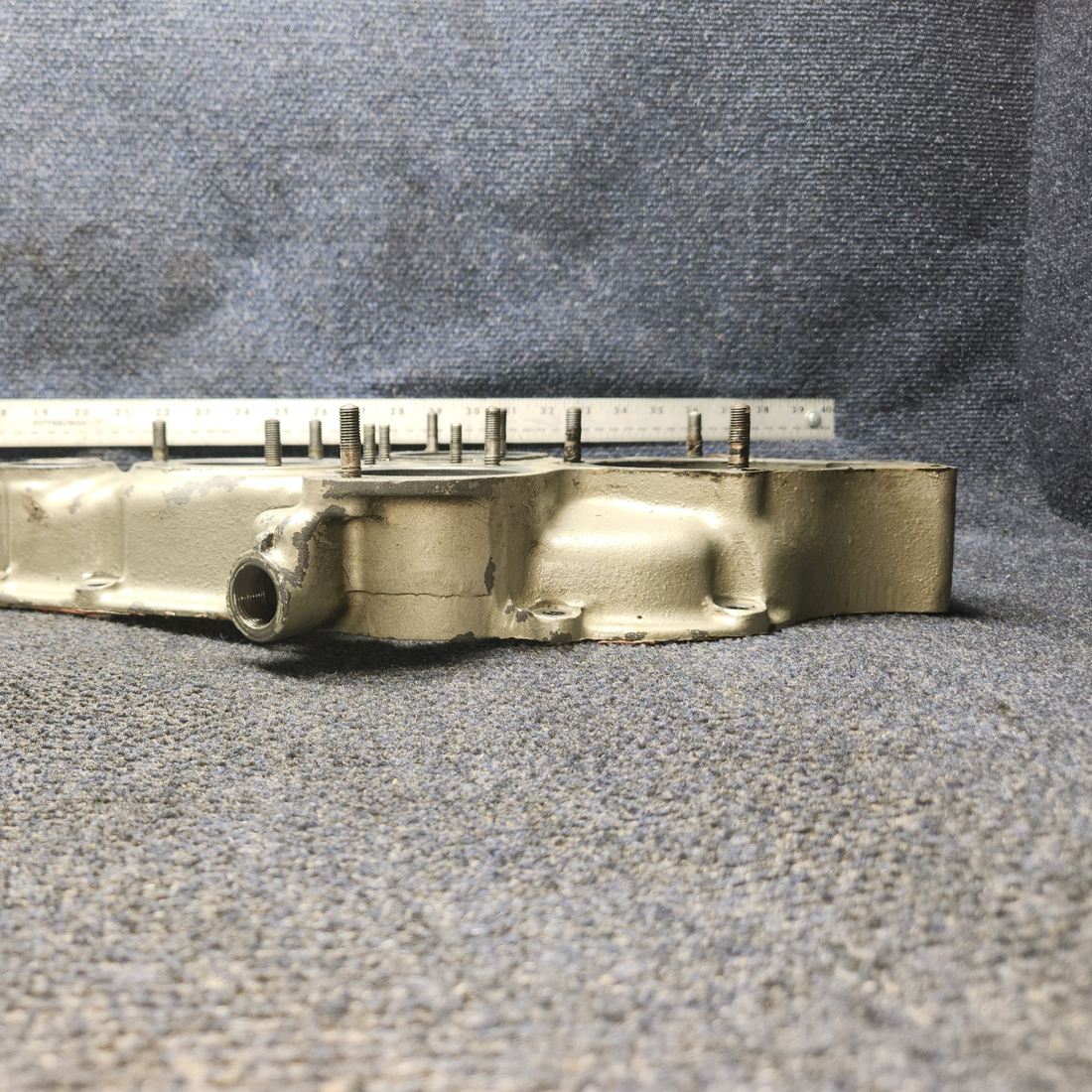 Used aircraft parts for sale, 530007 Continental O-300-A Cessna 172 Accessory Case