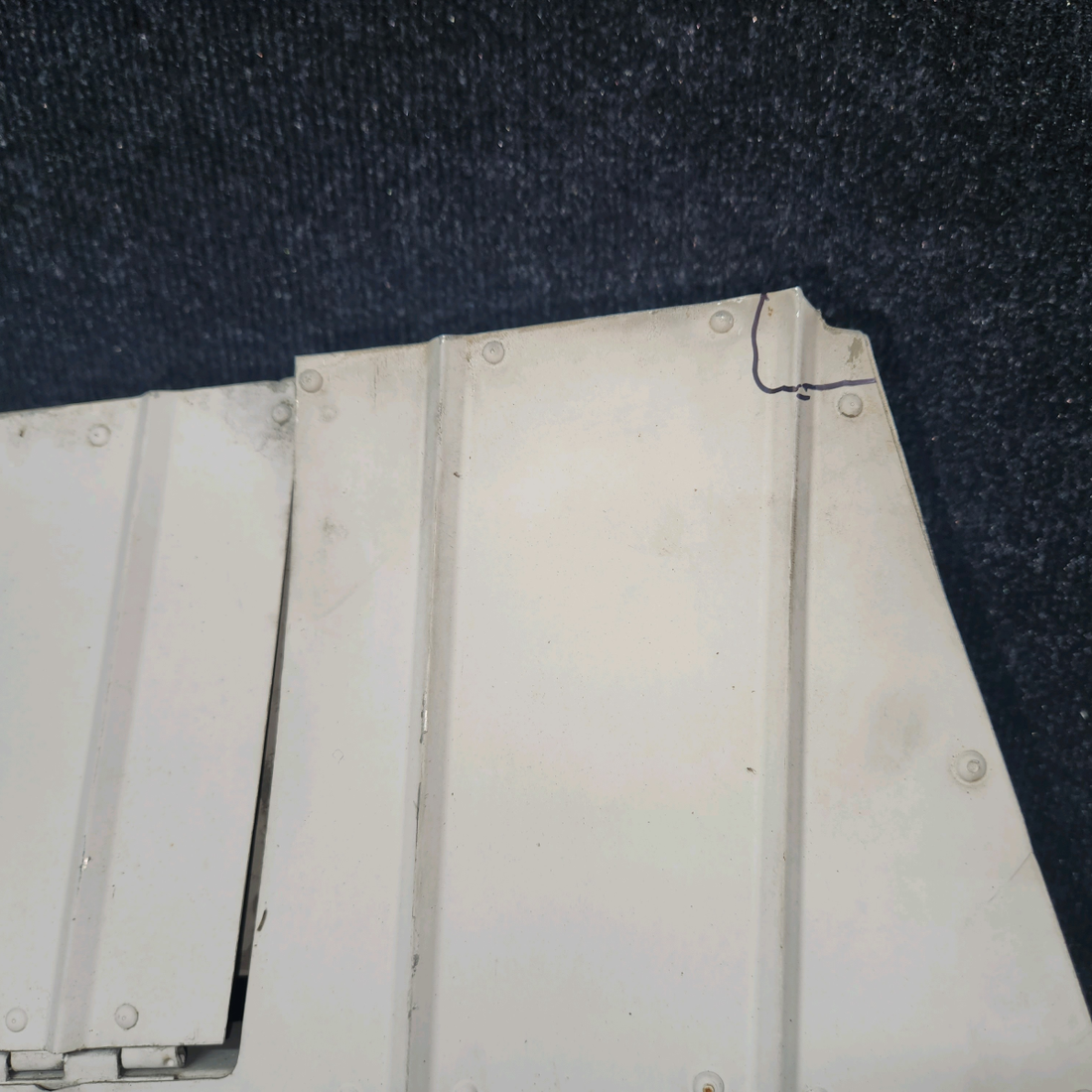 Used aircraft parts for sale, 2432000-22 Cessna 172S Elevator Assy RH with Trim Tap