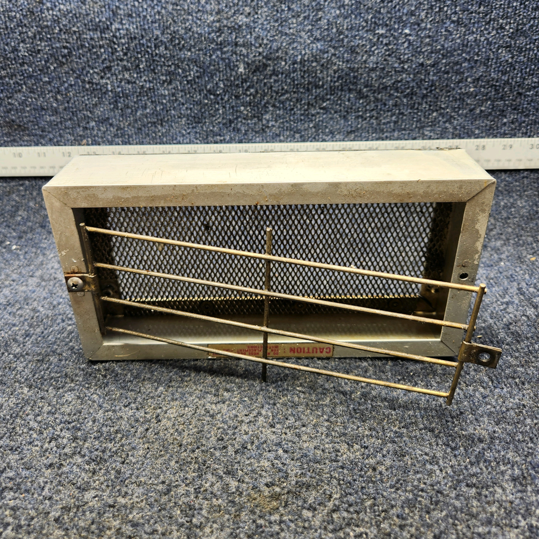 Used aircraft parts for sale, BA7110 BEECHCRAFT F35 BRACKETT AIR FILTER ASSY