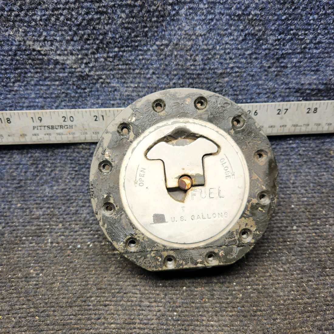Used aircraft parts for sale, 416-85, 45-921544 Beechcraft 35-33 Fuel Cap Assembly with Adapter