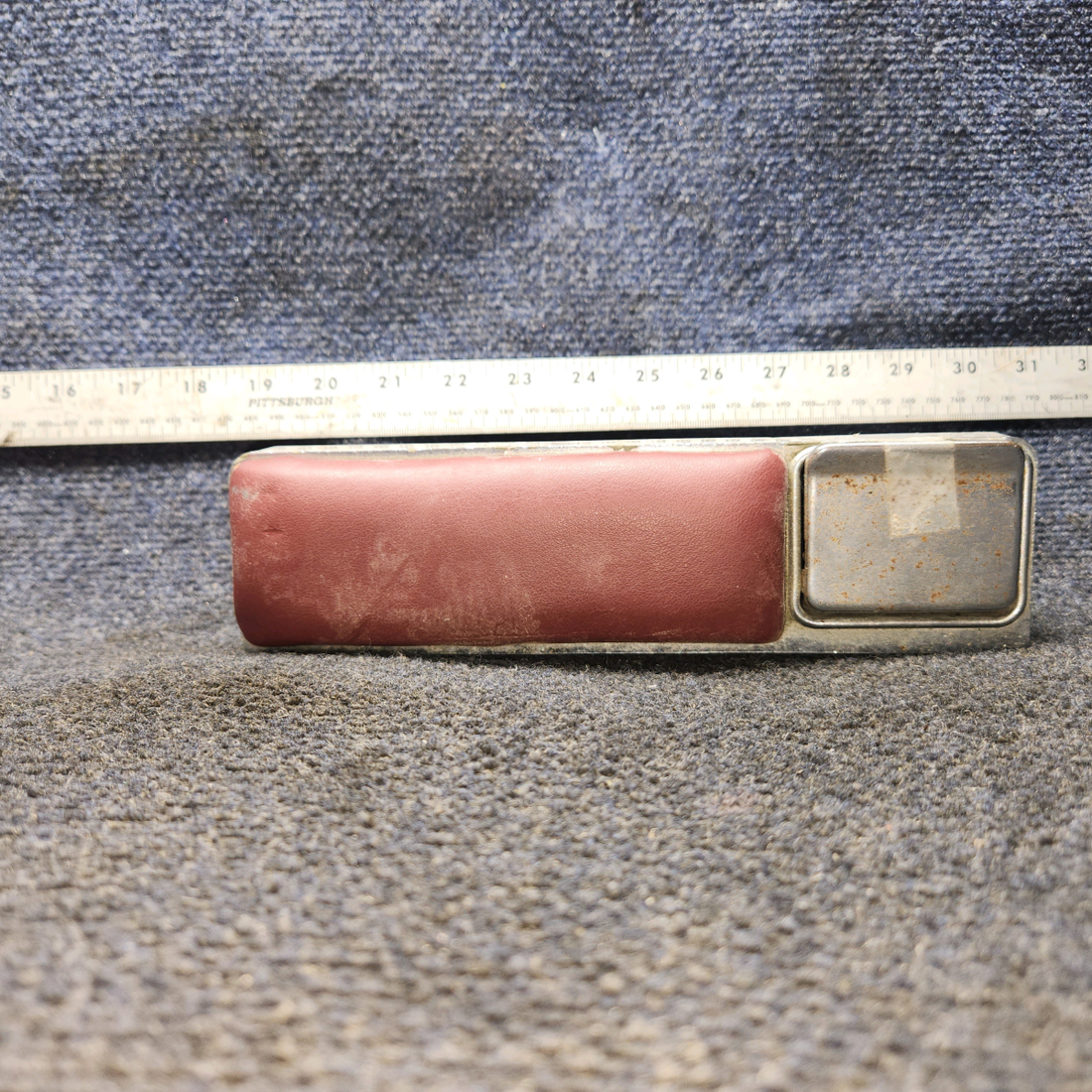 Used aircraft parts for sale, 66710-017 Piper PA32RT-300 Aft Armrest Assembly with Ashtray - RH Middle