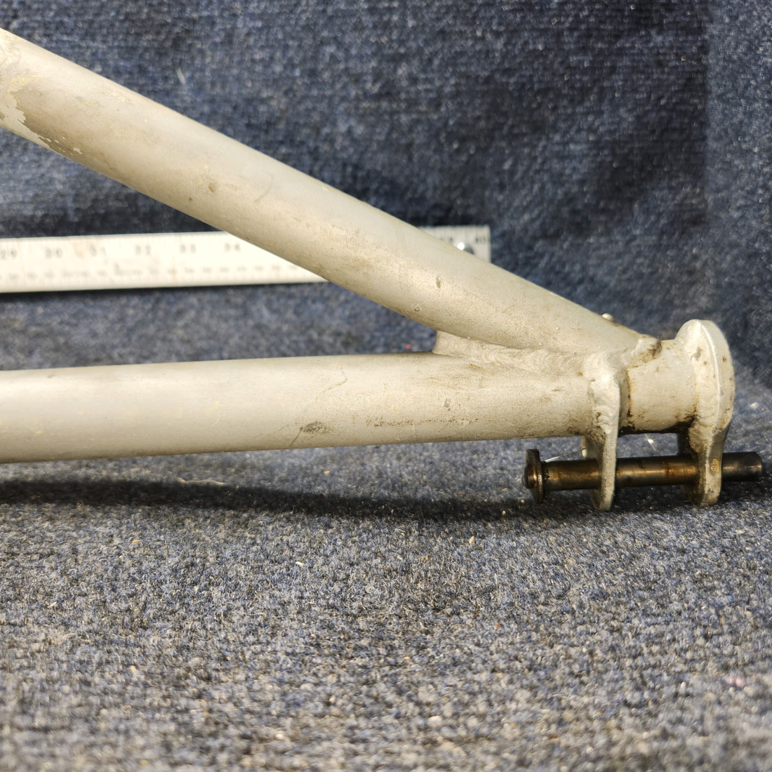 Used aircraft parts for sale, 35-815155-610 Beechcraft 35-33 Main Gear Retract Brace Assy - LH