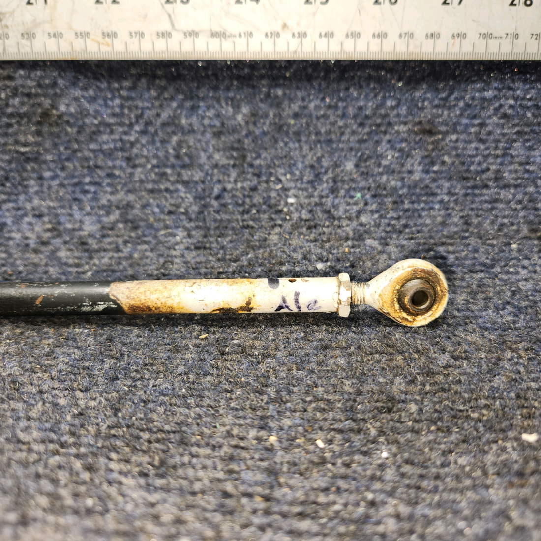 Used aircraft parts for sale, 62766-000 Piper PA28-140 Aileron Rod Assembly