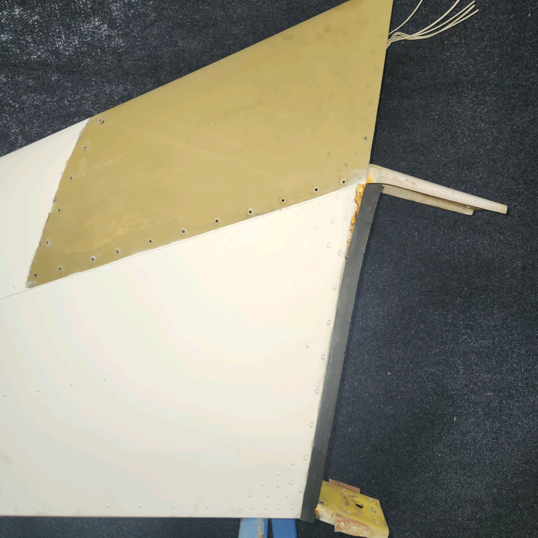 Used aircraft parts for sale, 169-640000-651 Beechcraft A24R Vertical Stabilizer Assembly