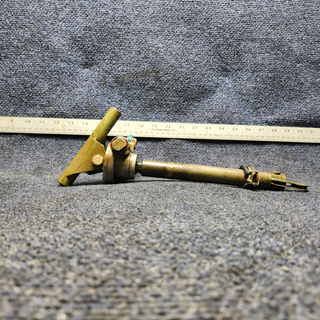 Used aircraft parts for sale, SK150-41 CESSNA 172K FLAP ACTUATOR
