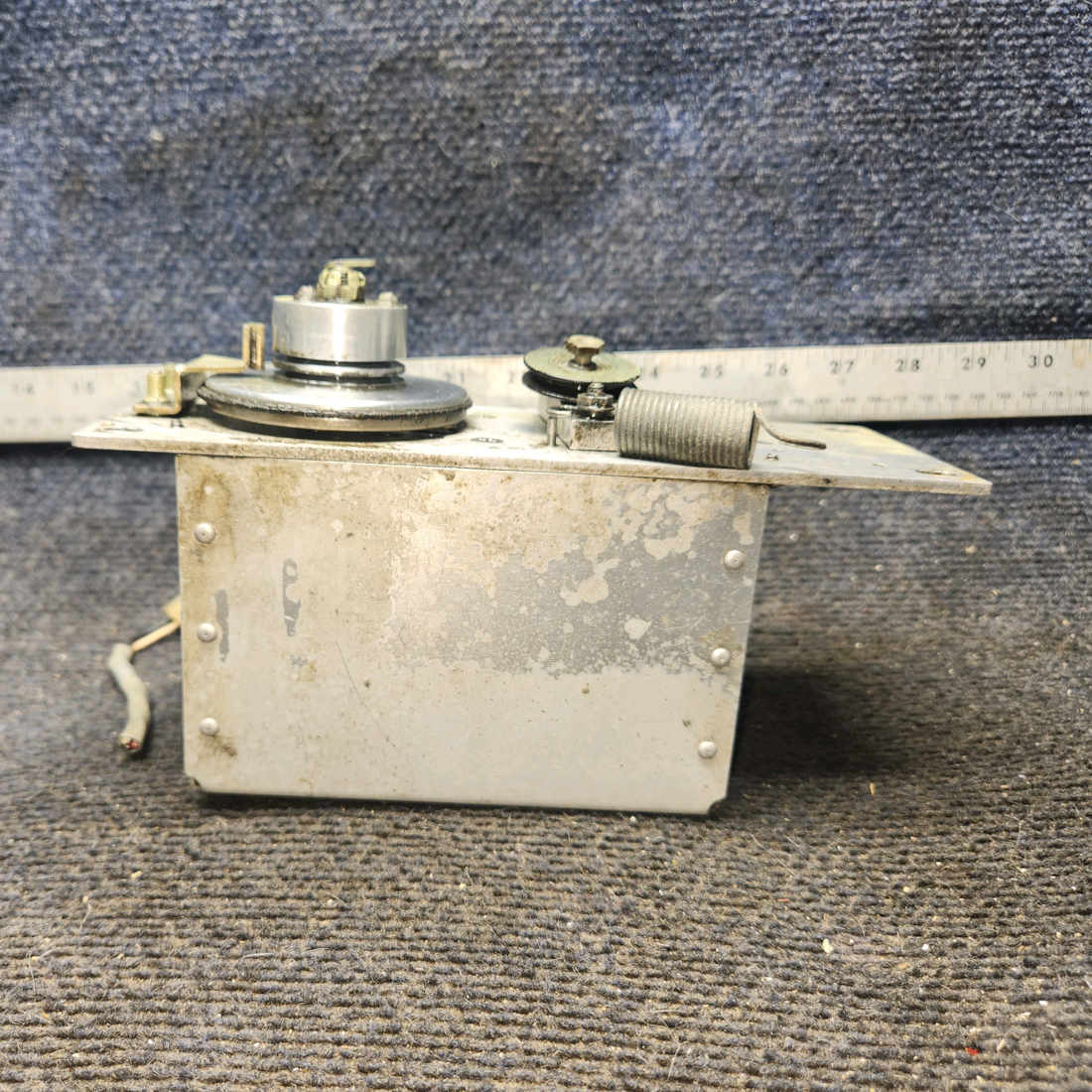 Used aircraft parts for sale, 65821-05 piper PA-28-181 Trim Servo Assembly