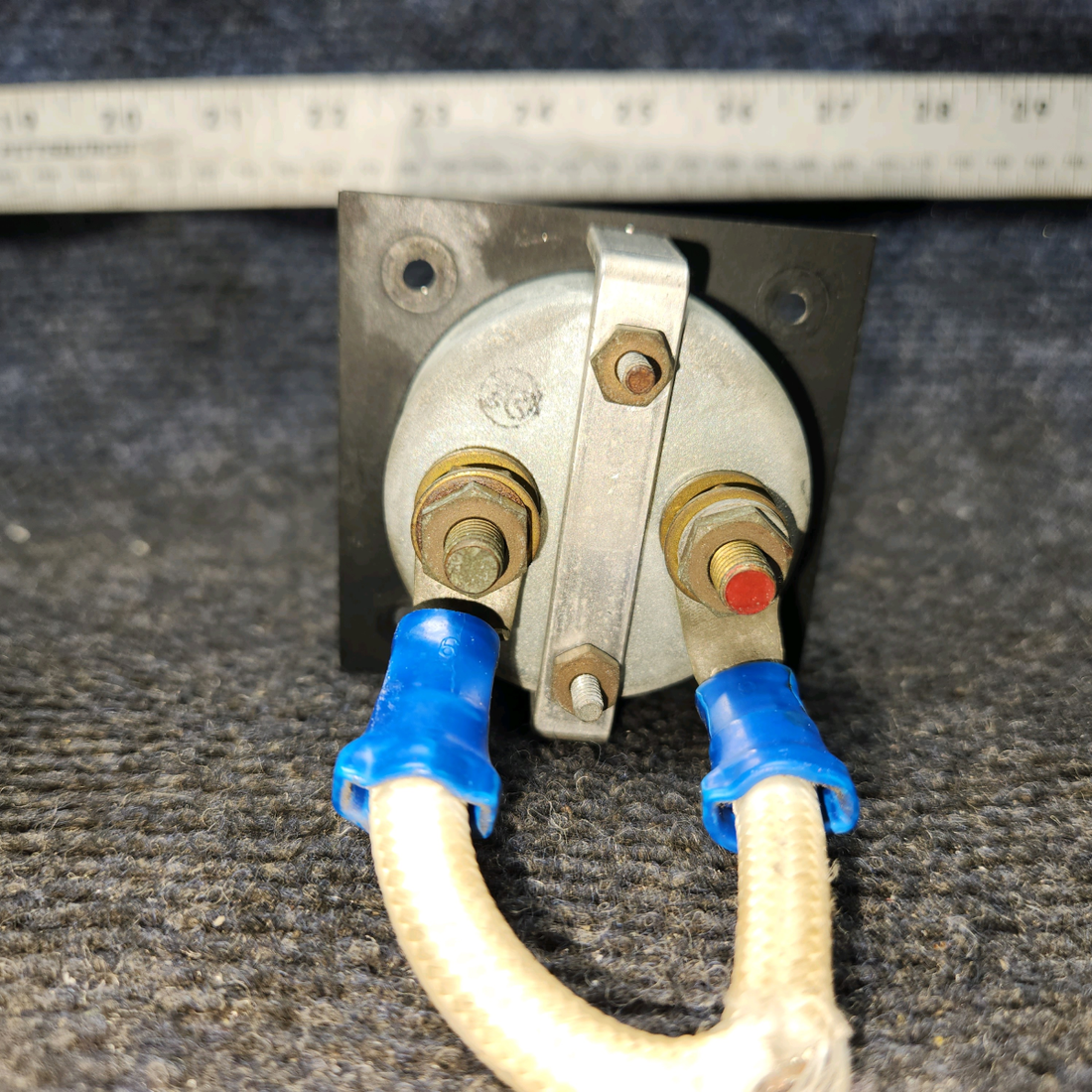 Used aircraft parts for sale, D-2119-1 Piper PA28-140 Alternator Ammeter Indicator with Black Faceplate (0–60 Amps)