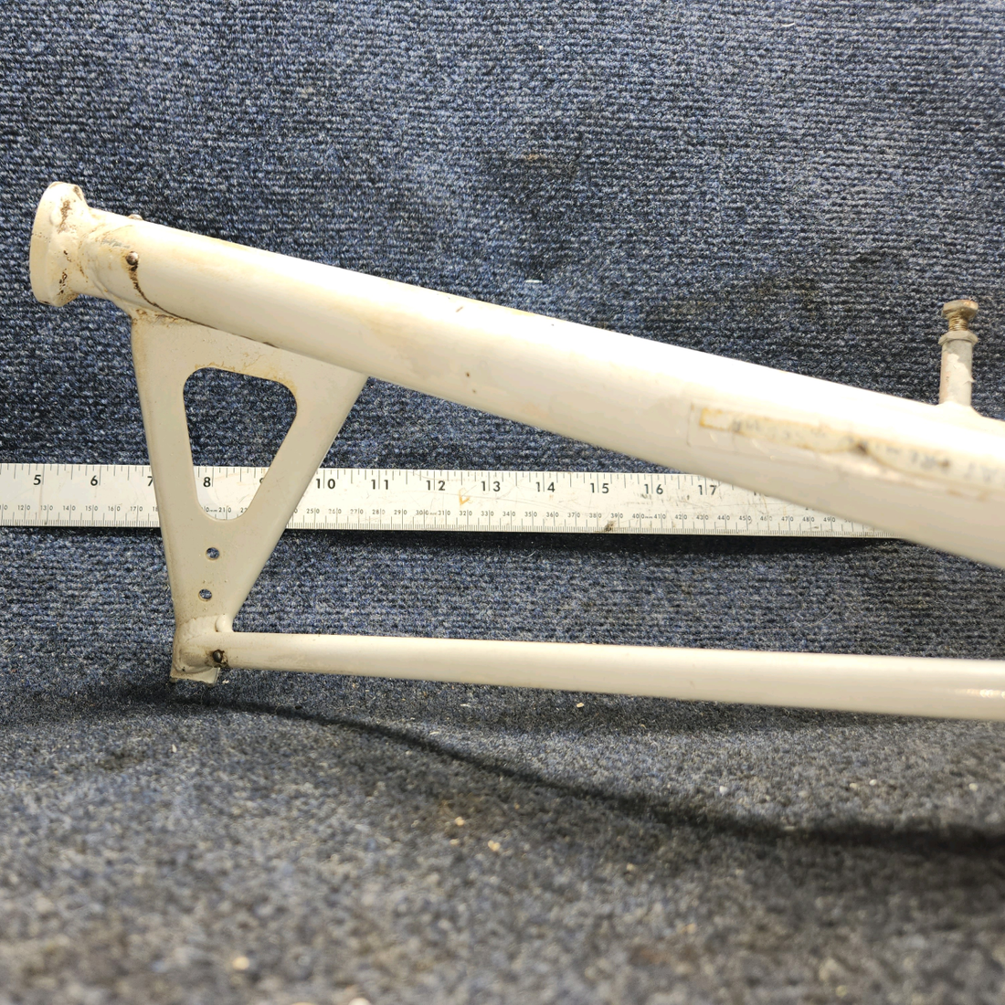 Used aircraft parts for sale, 35-815155-611 BEECHCRAFT 95-55B Main Landing Gear Retract Brace -  RH