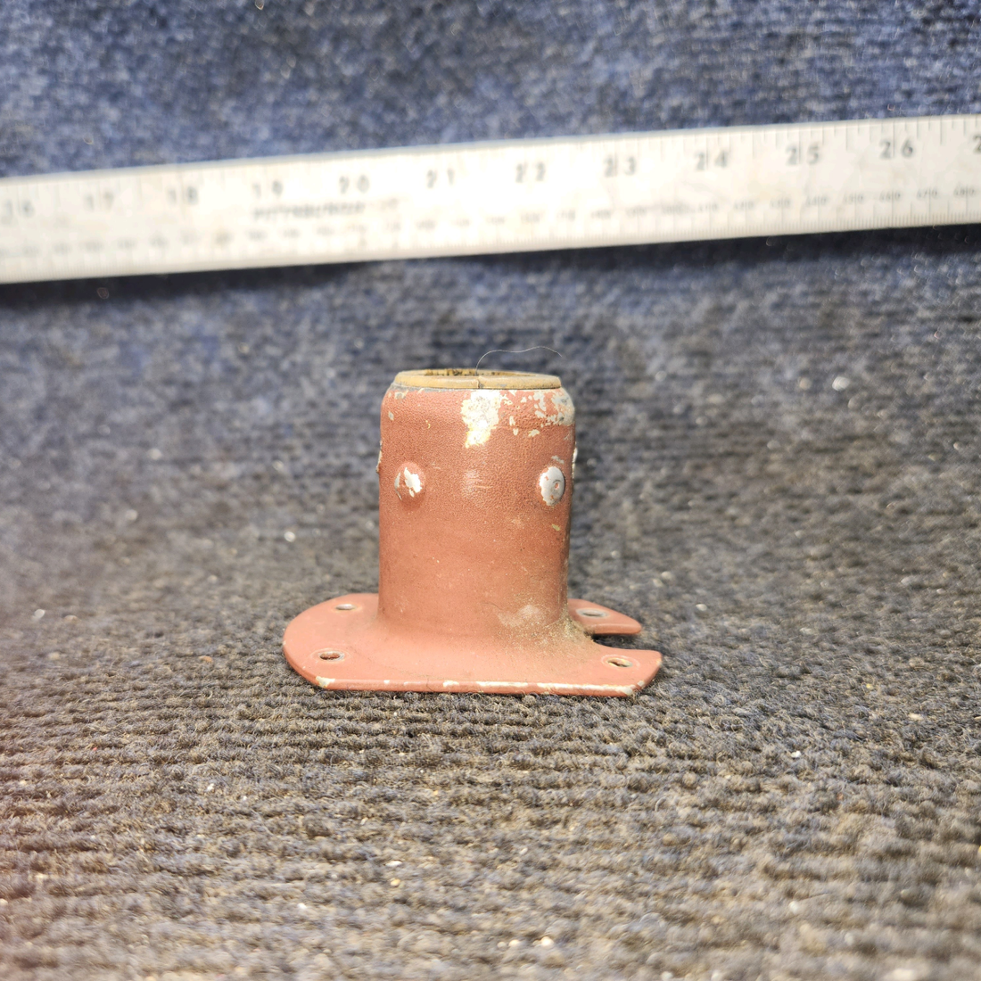 Used aircraft parts for sale, 0513311-1 Cessna 172F Control Tube Support LH