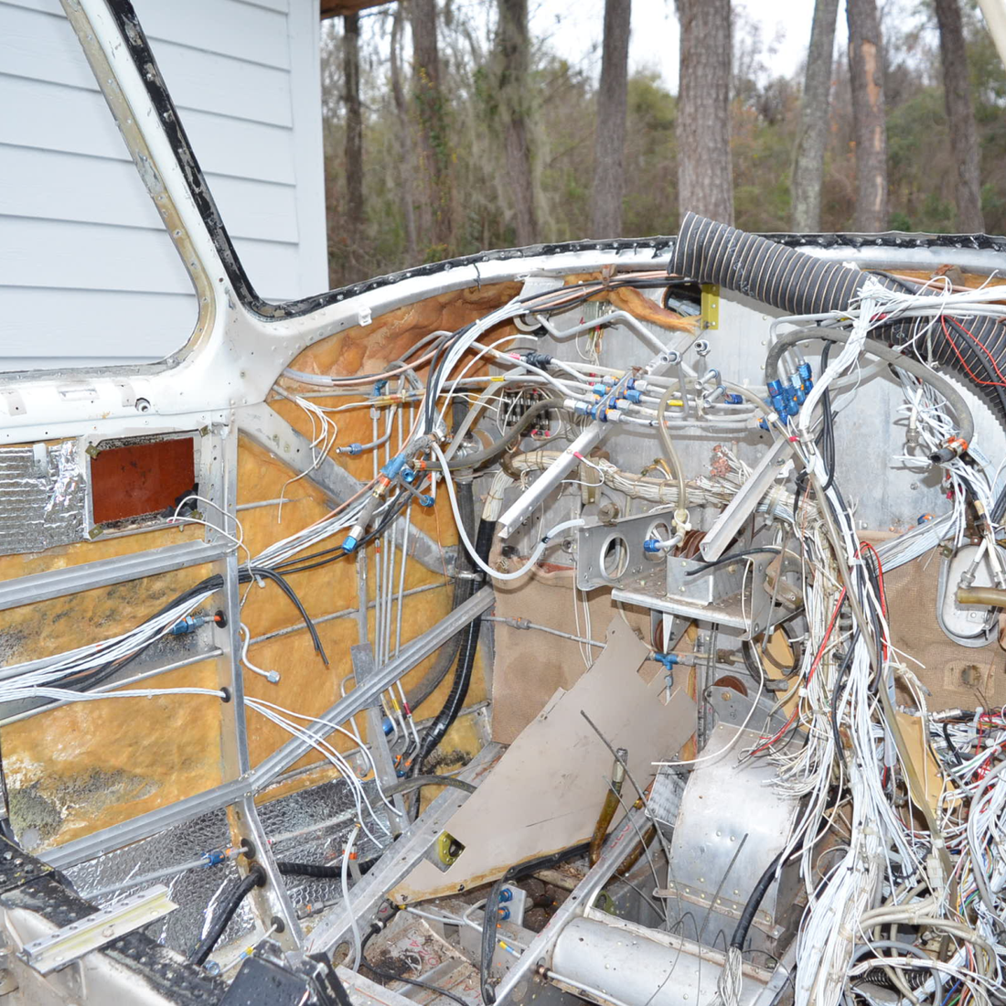 Used aircraft parts for sale, 95-B55 Baron BEECHCRAFT 95-55B FUSELAGE WITH BELLY LANDING, DAMAGE NOSE