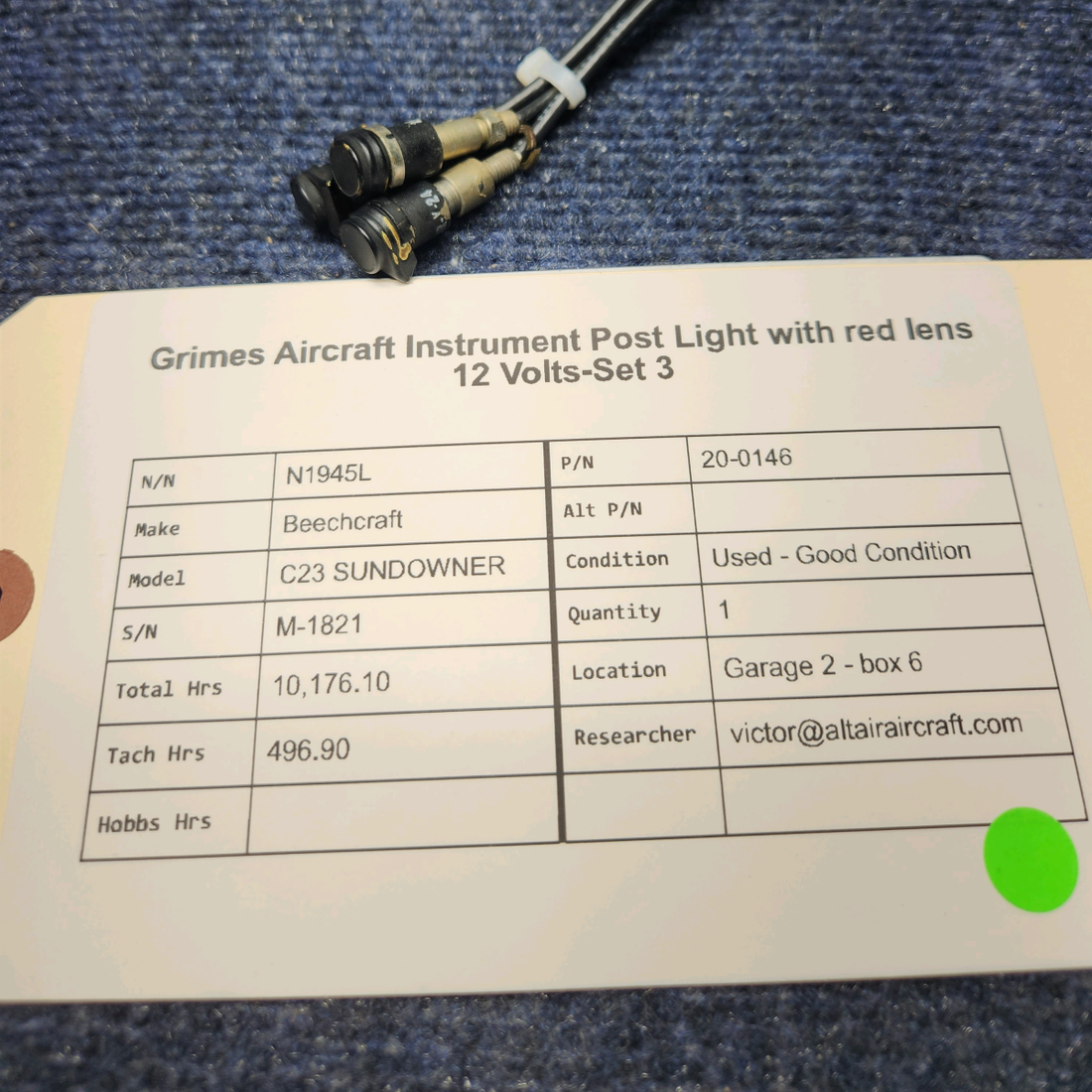 Used aircraft parts for sale, 20-0146 GRIMES Beechcraft C23 SUNDOWNER AIRCRAFT INSTRUMENT POST LIGHT WITH RED LENS 12 VOLTS-SET 3