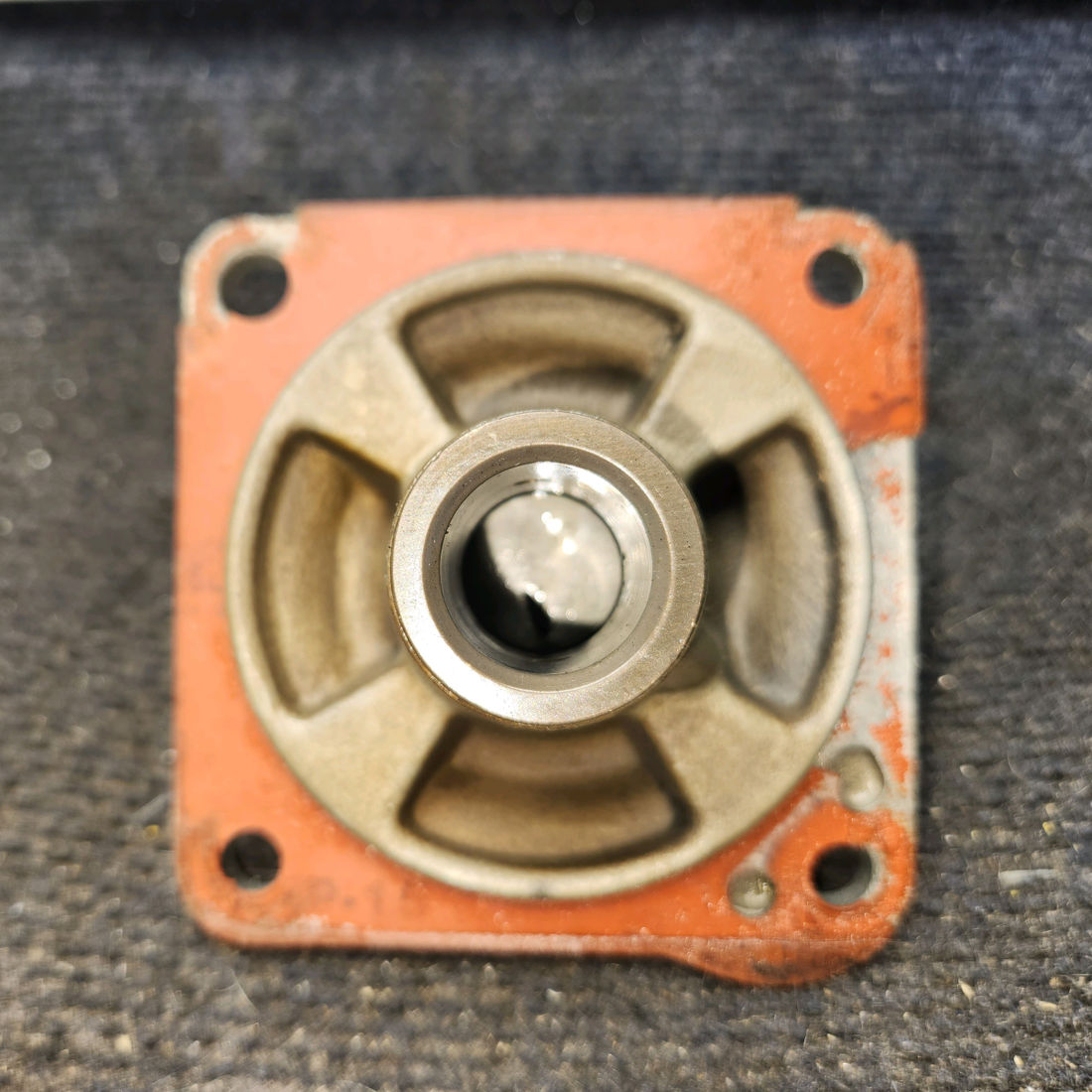 Used aircraft parts for sale, 632653A1 Continental O-470 Cessna 182G Magneto and Accessory Drive Adapter Assembly with Cover