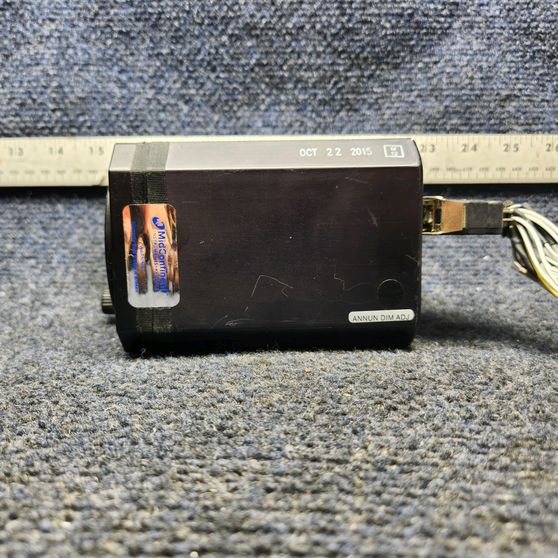 Used aircraft parts for sale, 013-00049-01 Garmin GI-106A MOONEY M20J - Year 1978 GARMIN GI-106A VOR LOC GLIDESLOPE INDICATOR (14, 28V)
