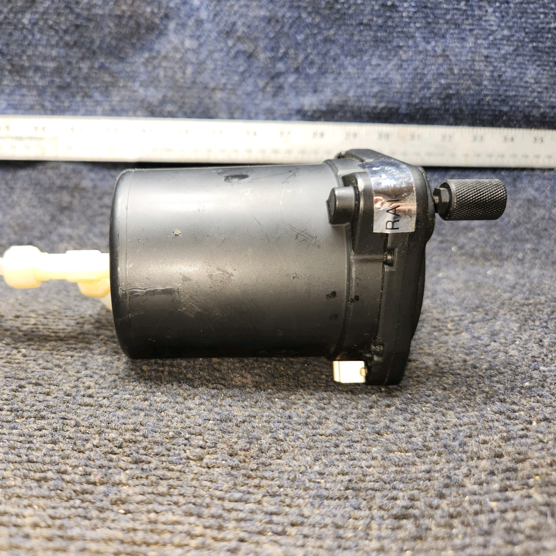 Used aircraft parts for sale, 5934PD-3 United Instruments Cessna 182G Altimeter indicator Code: A.83