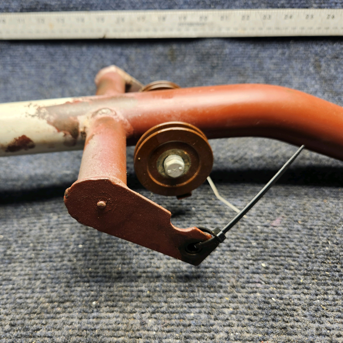 Used aircraft parts for sale, 169-524018-21 Beechcraft A23A Musketeer Custom III CONTROL COLUMN ASSEMBLY