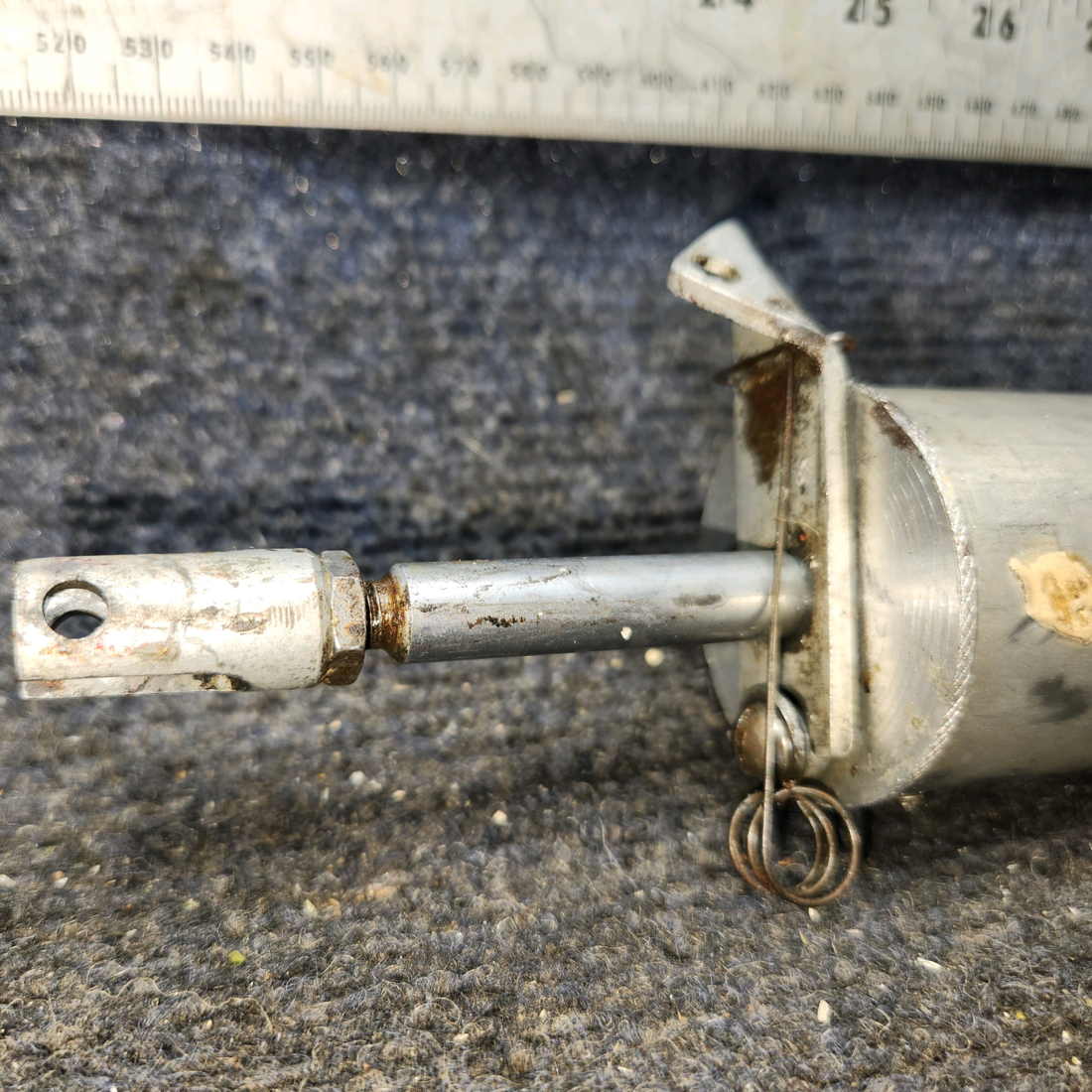 Used aircraft parts for sale, 0541138-13 Cessna 172 Brake Cylinder Assembly - LH