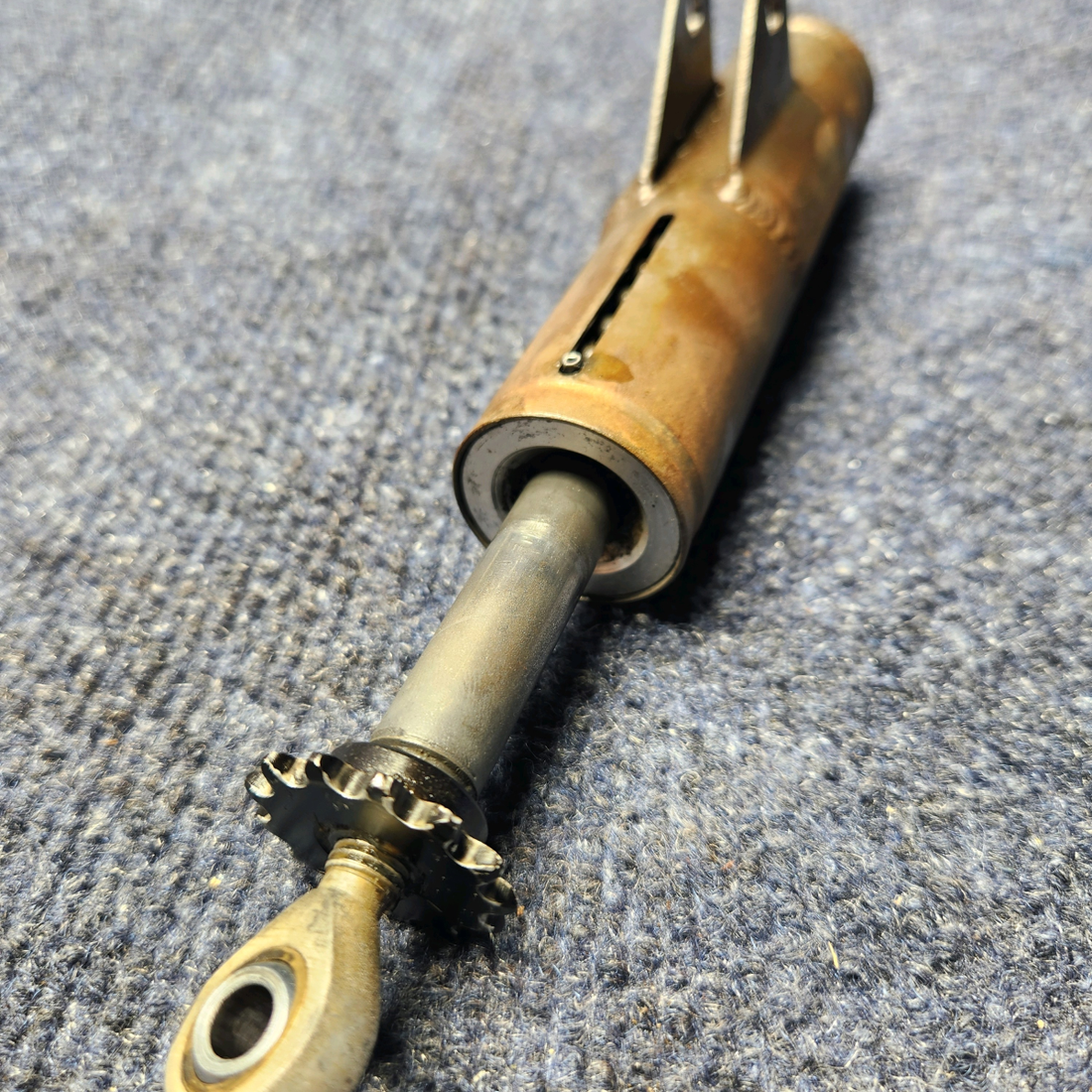 Used aircraft parts for sale, 2467003-6 CESSNA C172RG BUNGEE ASSEMBLY NOSE GEAR