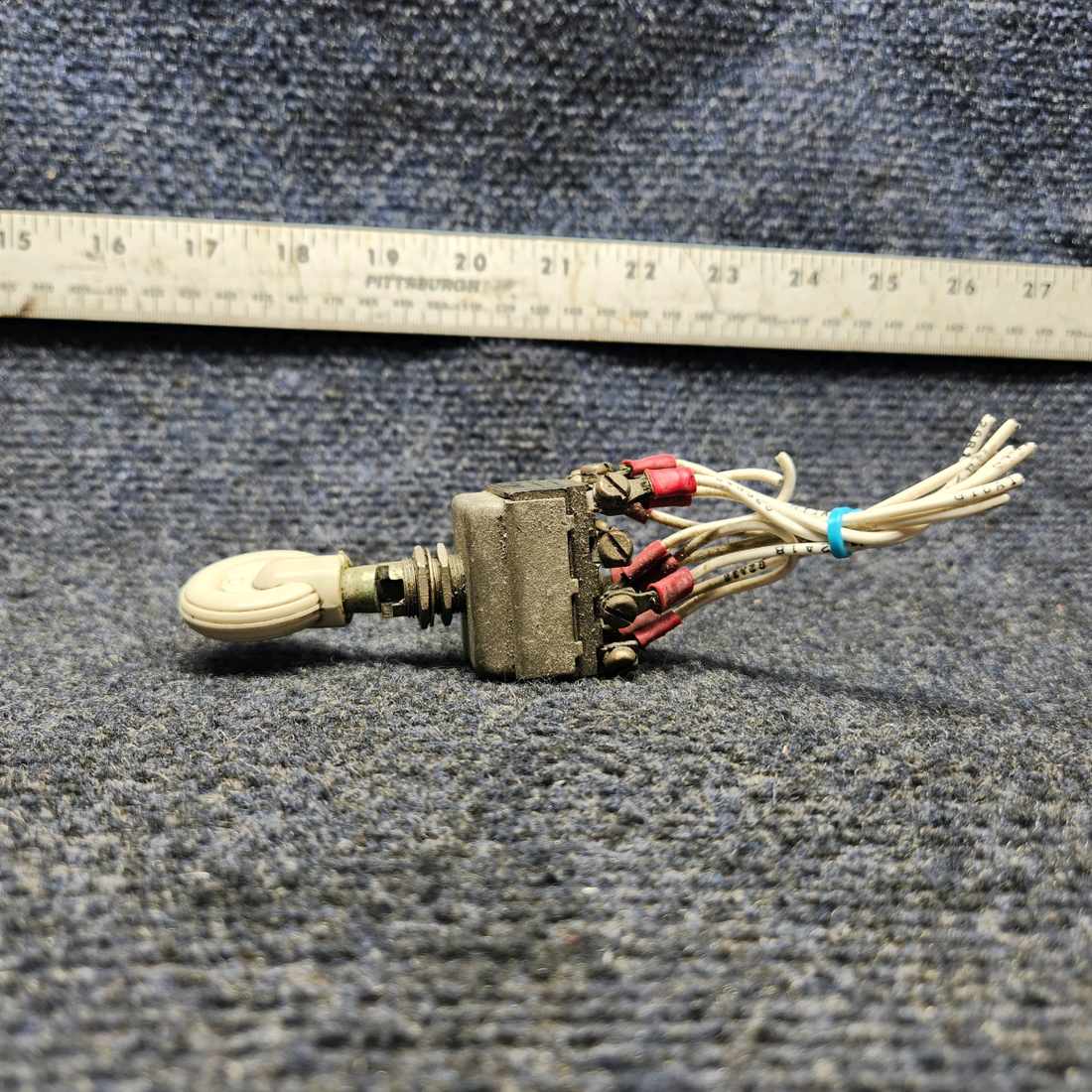 Used aircraft parts for sale, MS25127-E3 Beechcraft A24R Landing Gear Toggle Switch