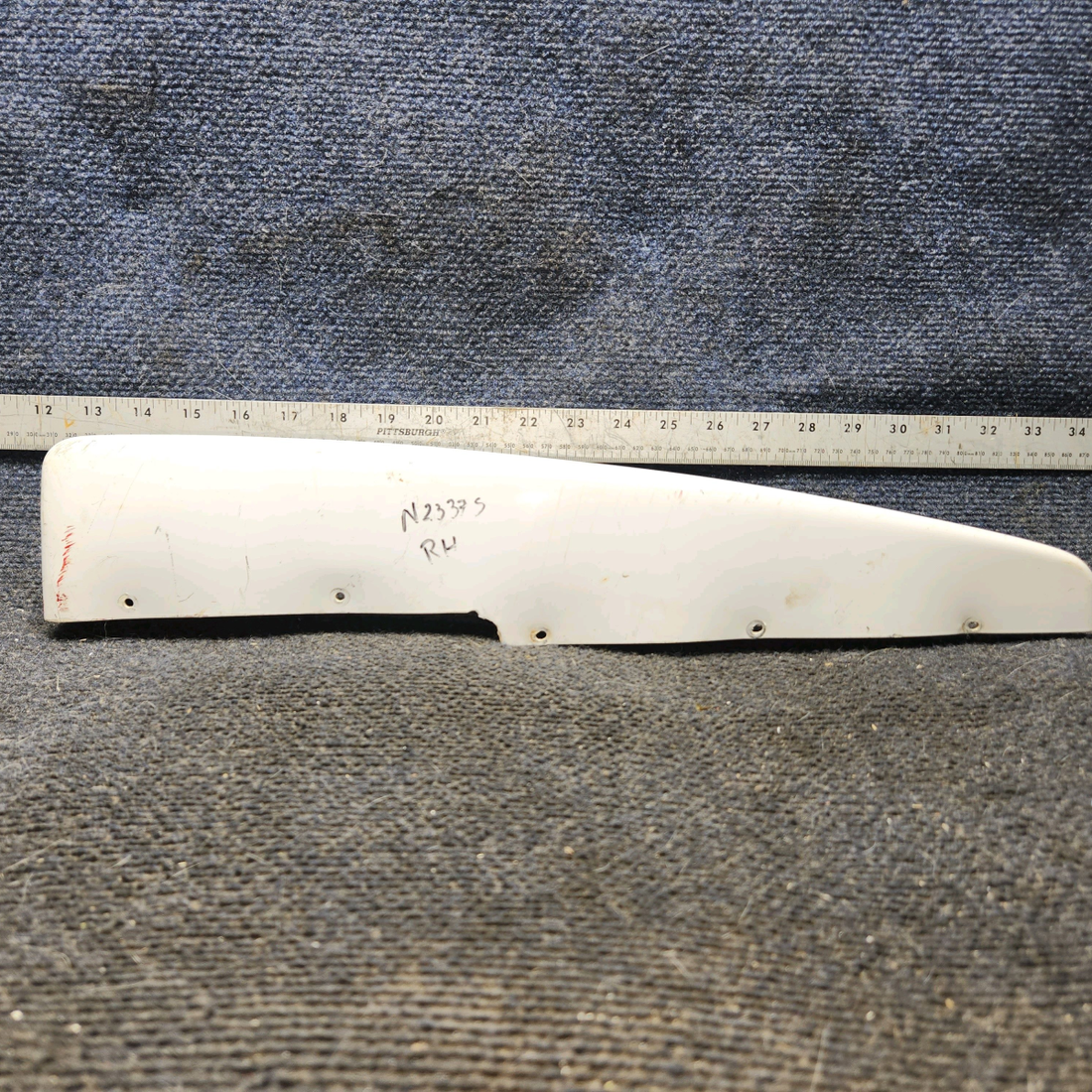 Used aircraft parts for sale, 0532001-100 cessna 172N Elevator Tip – RH