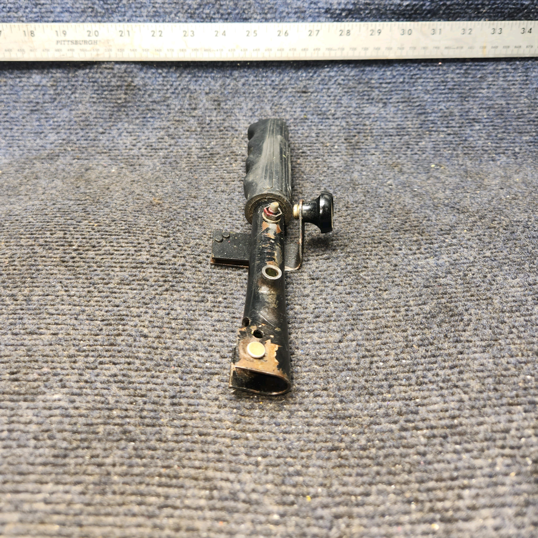 Used aircraft parts for sale, 63357-000 Piper PA28-161 Parking brake Handle Assy