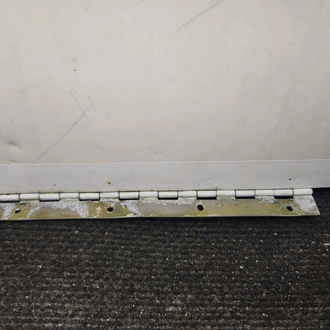 Used aircraft parts for sale, 66793-018 piper PA-28-181 Baggage Door Assembly w/ Lock & Latch