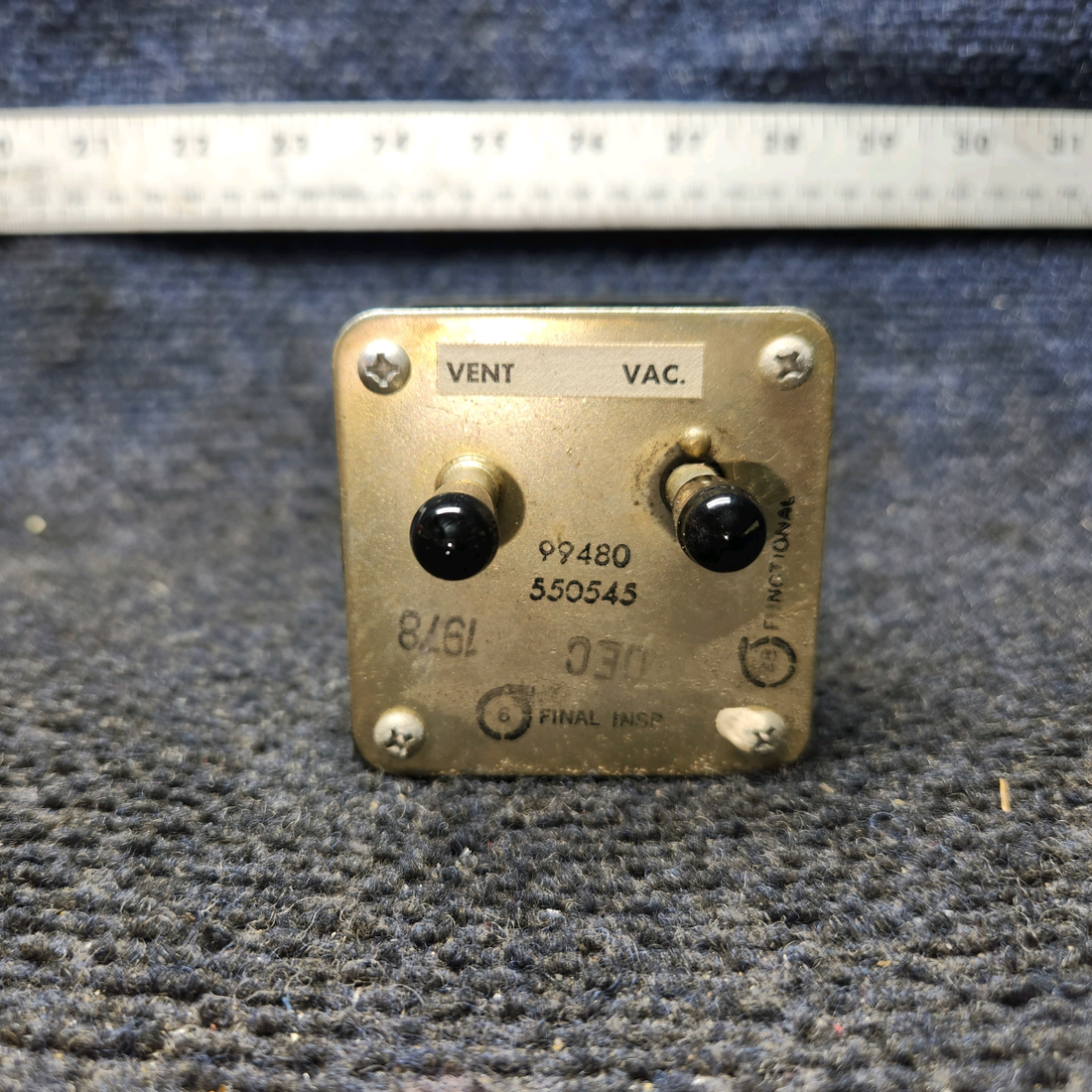 Used aircraft parts for sale, 1G10-1 Airborne Piper PA28-161 Gyro Suction Indicator