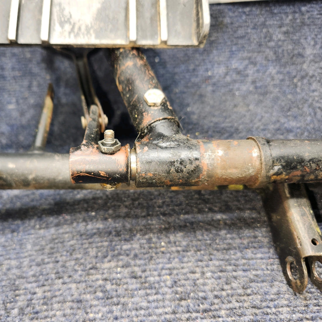 Used aircraft parts for sale, 0411306-11 Cessna C-150J Rudder/Brake Pedal Bar Assy Sold as a set