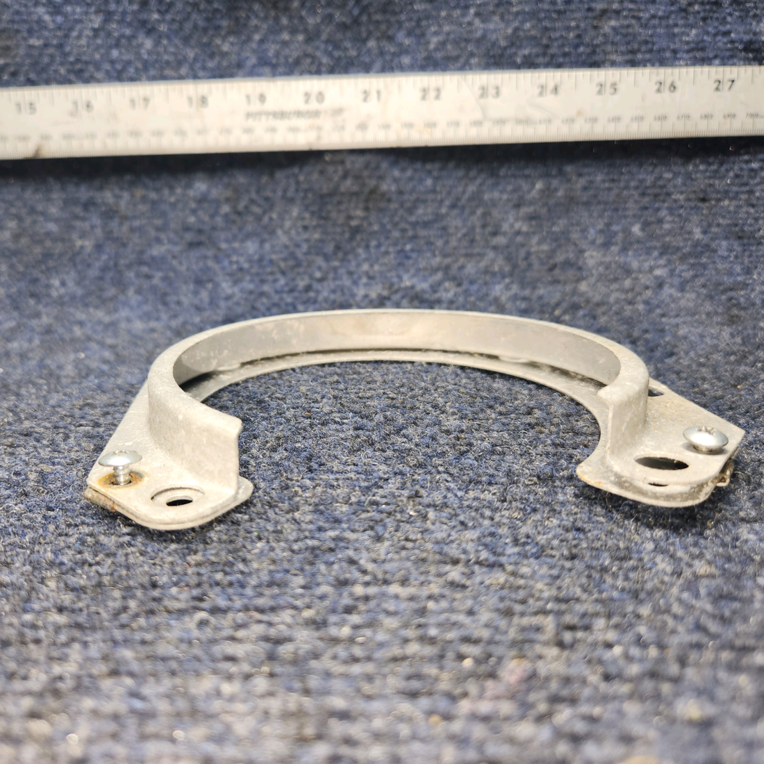 Used aircraft parts for sale, 0423542-6 Cessna C-150J Landing Light Bracket Assembly