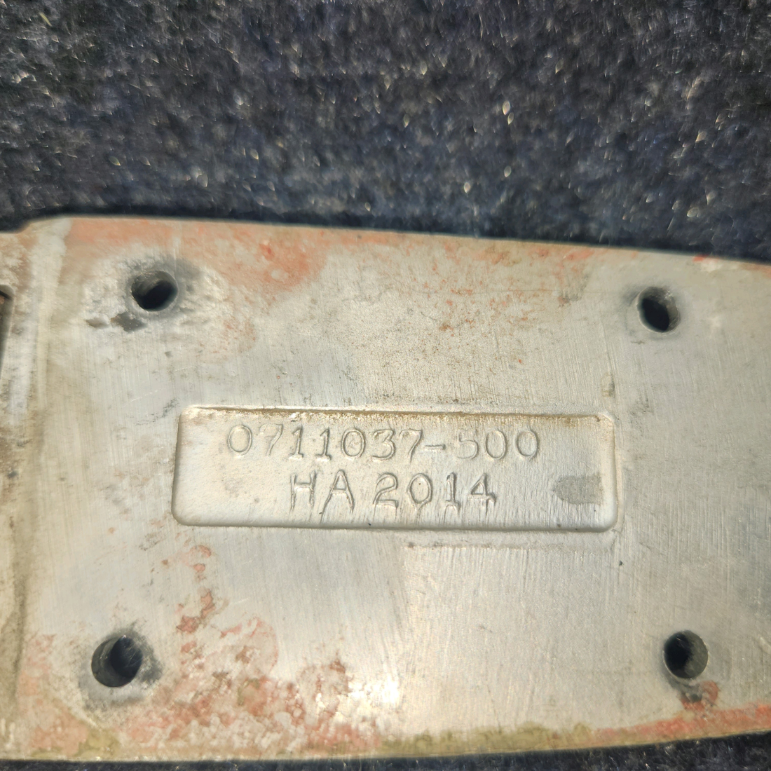Used aircraft parts for sale, 0413426-3 Cessna C-150J Hinge Assy LH Upper or RH Lower
