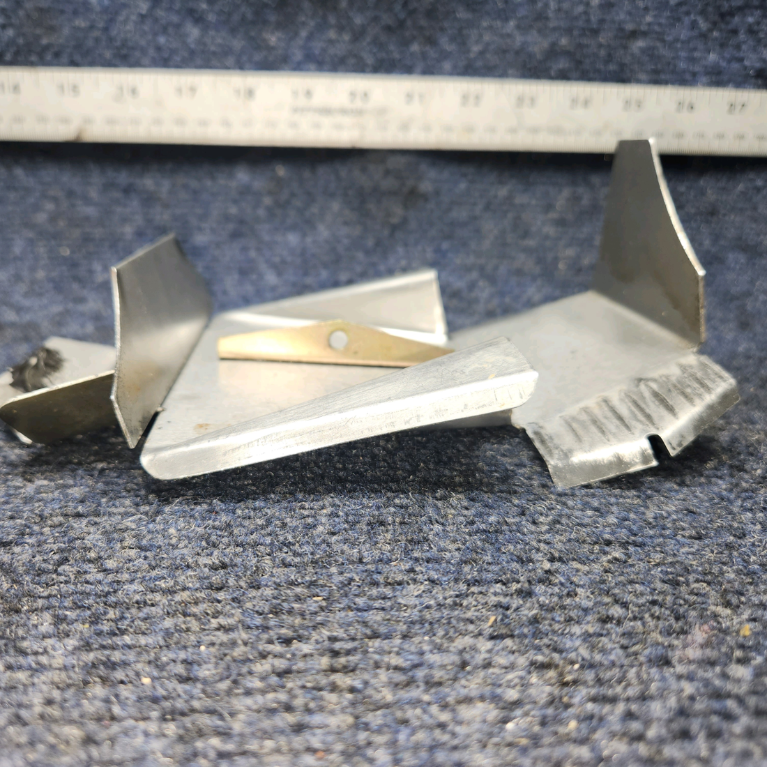 Used aircraft parts for sale, 72152 / 71611 / 71610 Lycoming O-540 PIPER PA-24-250 Intercylinder Baffele with retainer  & Hook