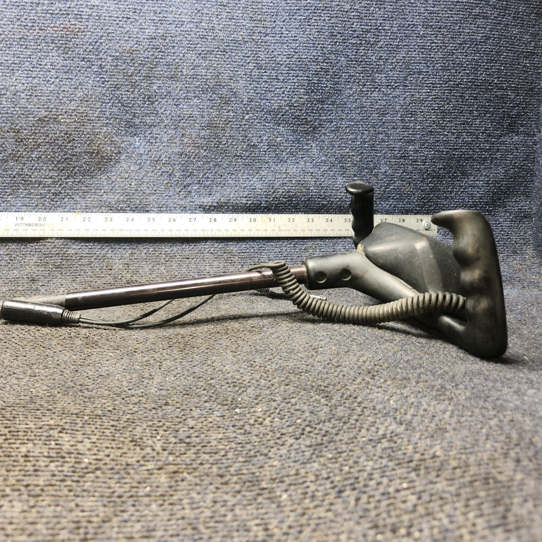 Used aircraft parts for sale, 0513260-4 cessna 172N Control Wheel Assembly – LH & RH (No Mic Switch)