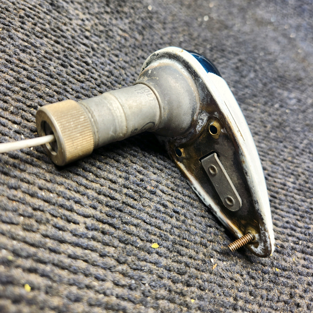Used aircraft parts for sale, 35-361702-4 Beechcraft 35-33 Position Light Assembly RH (12V, Green)