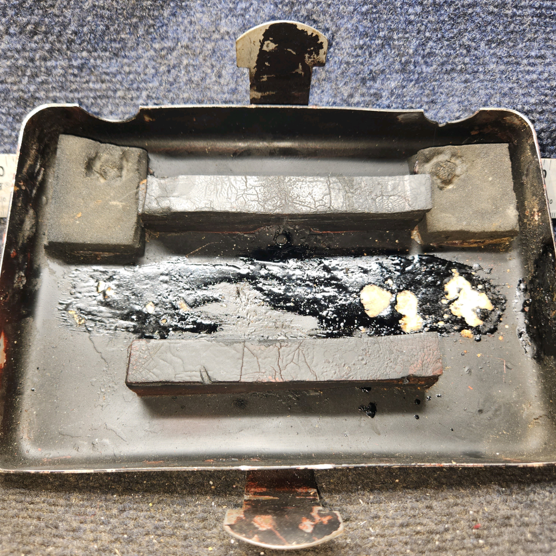 Used aircraft parts for sale, 0413402-2, 0413402-6 cessna 150G Battery Box with Lid