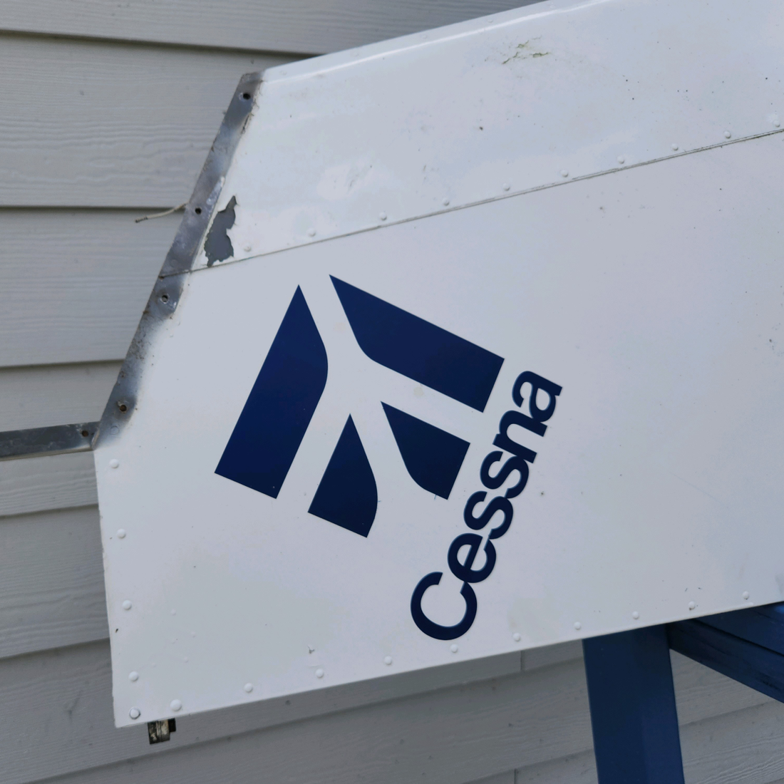 Used aircraft parts for sale, 0531006-203 cessna 172N Vertical Fin Assembly