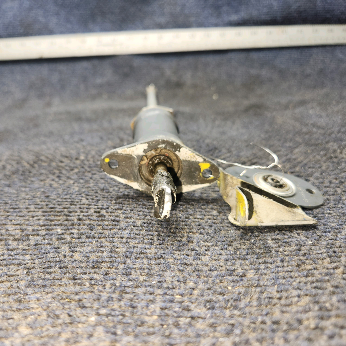 Used aircraft parts for sale, 45-524565-3 Beechcraft 35-33 Elevator Trim Tab Actuator Assembly – LH